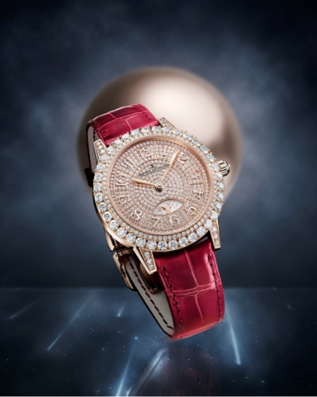 心随月舞 恰逢其时积家携手全球代言人倪妮演绎全新短片诉说月下永恒